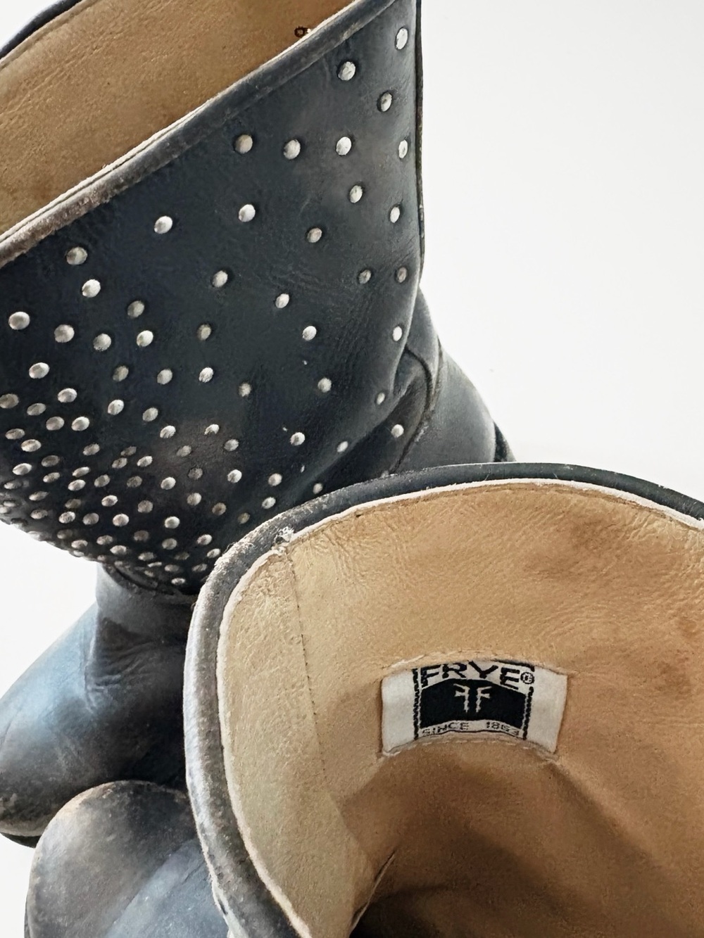FRYE Jenna Distressed Skull Studded Leather Moto Boots with Buckle Size 6.5 - Picture 9 of 9